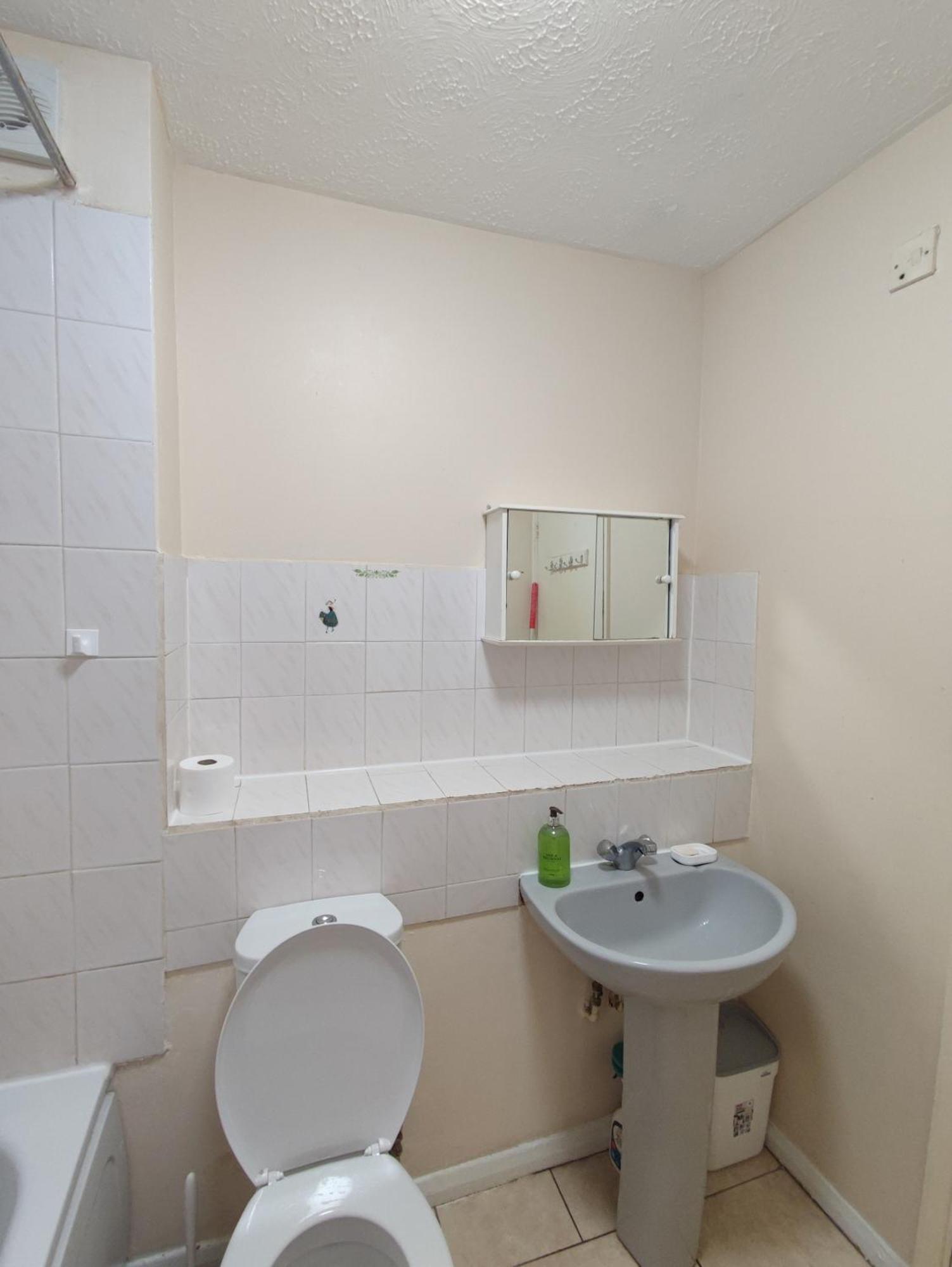Wembley House Hotel Лондон Екстериор снимка